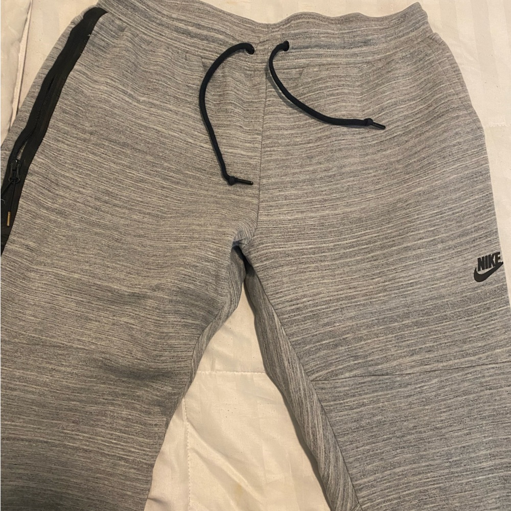 Nike Tech Joggers